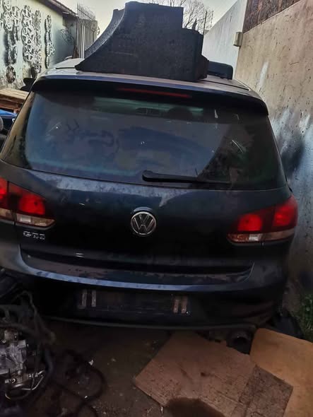 volkswagen golf gti