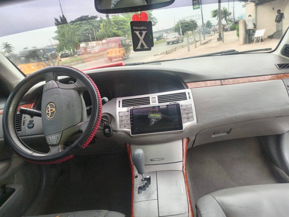A picture of  Pending 2007 Toyota avalon first body