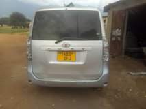 A picture of Toyota noah New Model