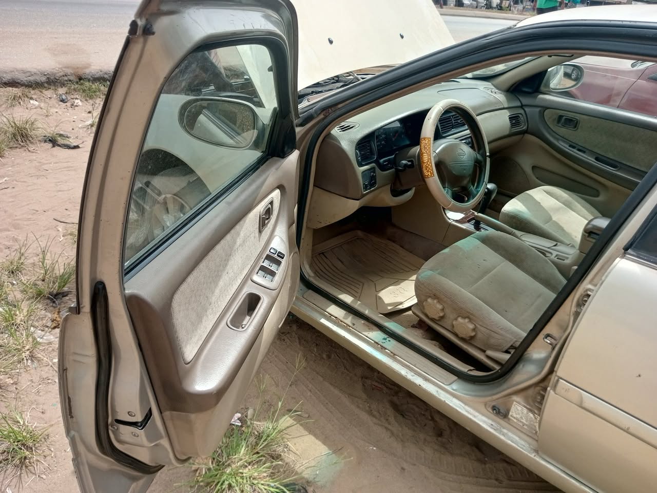A picture of FEW MONTHS USED TOYOTA HIGHLANDER 08