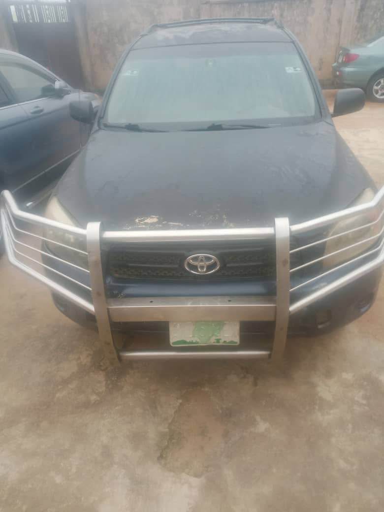 A picture of Dealers deal 2008 Toyota RAV4
