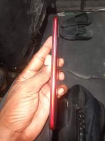 A picture of Samsung a20s