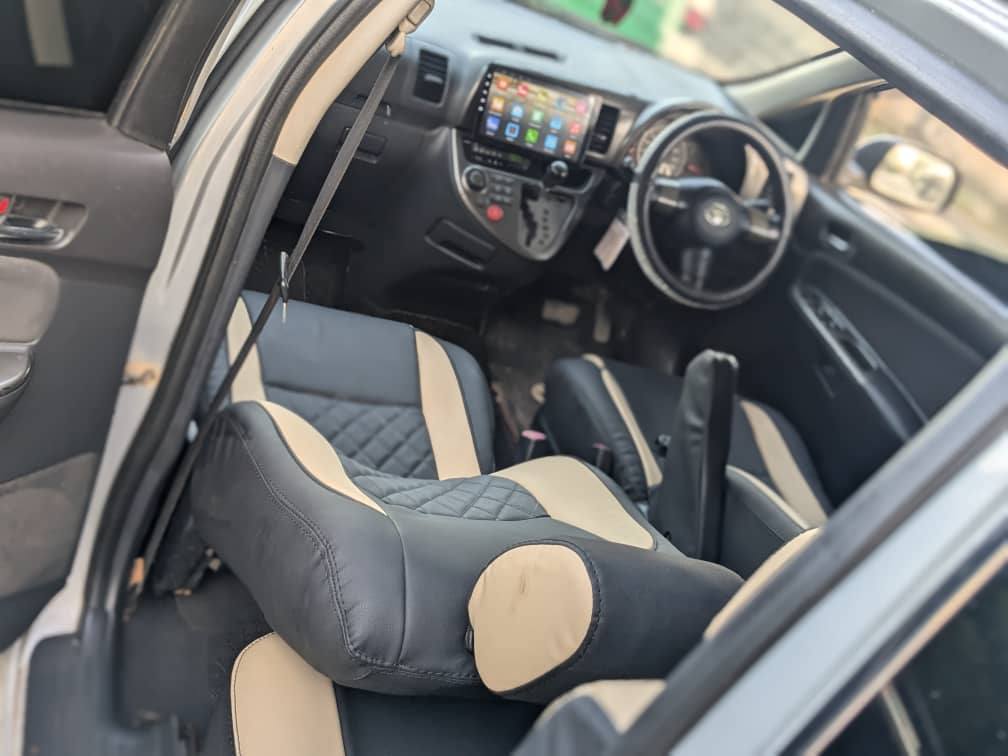 A picture of TOYOTA WISH