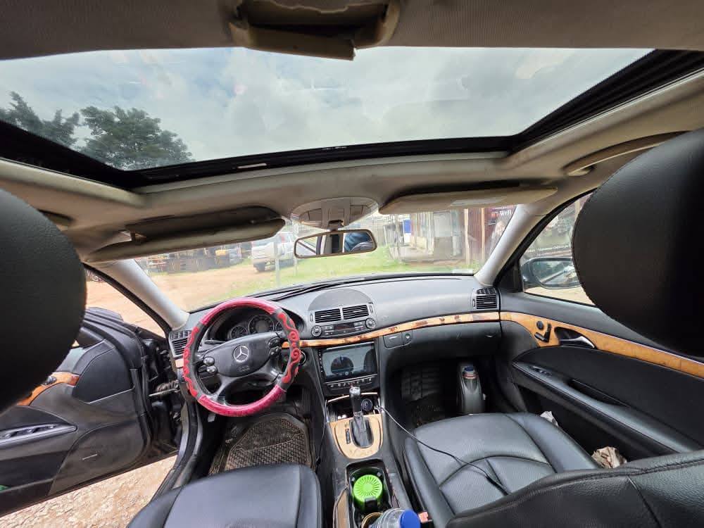 A picture of Distress Sale Super Sharp Mercedes Benz E350 2008 model with