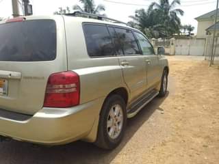 A picture of 2004 Toyota Highlander 2004 Nigerian used