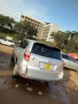 A picture of 2006 Vanguard Toyota