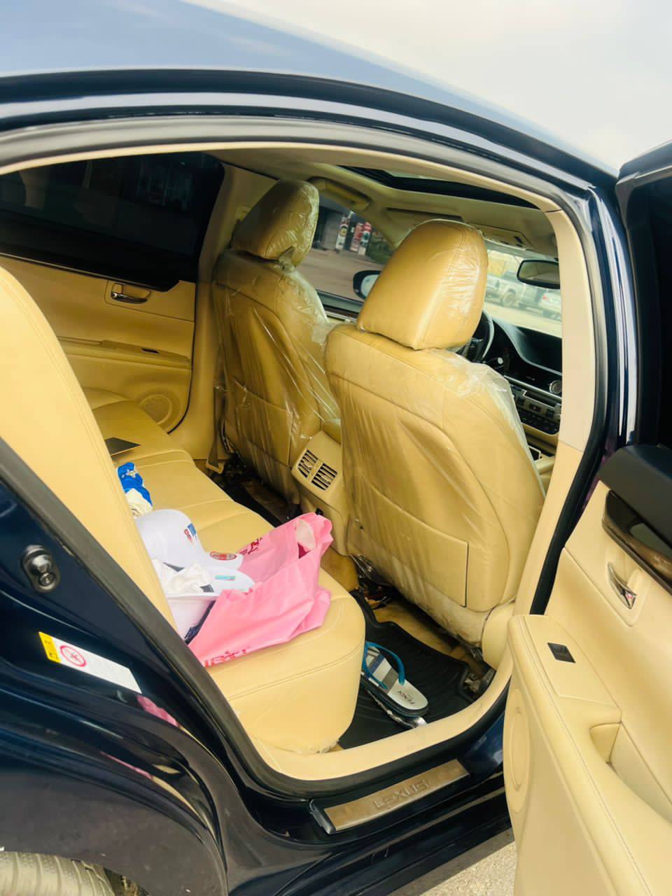 A picture of LEXUS ES350 2013 14 FULL OPTION FIRST BODY TOK STANDARD