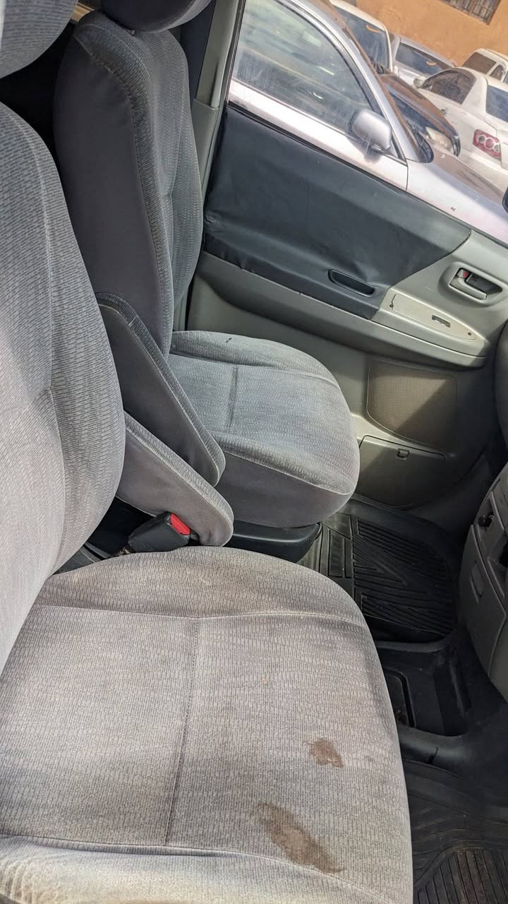 A picture of Toyota Noah