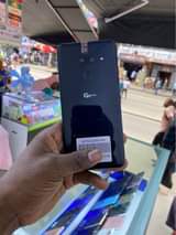 A picture of LG V8
