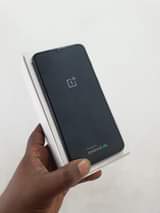 A picture of ONE PLUS 6T 420 000 ofa kwa leo tuu