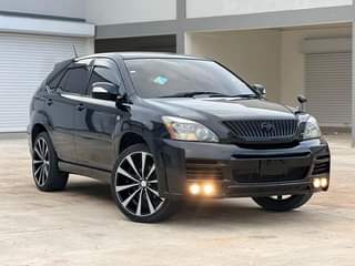 A picture of TOYOTA HARRIER YEAR 2006 Cc 2 360 MILLEAGE 75k COLOUR