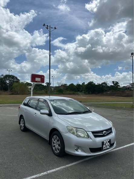 toyota fielder