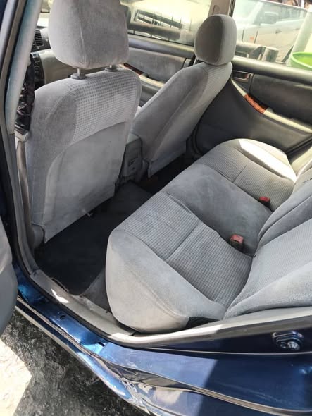 A picture of Firstbody pan 2006 toyota corolla Everything working perfectly Chilling Ac