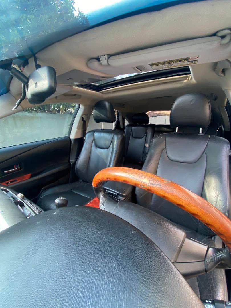 A picture of 2012 Lexus Rx350