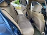 A picture of 2005 BMW 323i