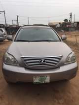 A picture of Lexus rx330