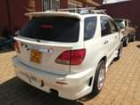 A picture of Toyota Harrier 2 2cc