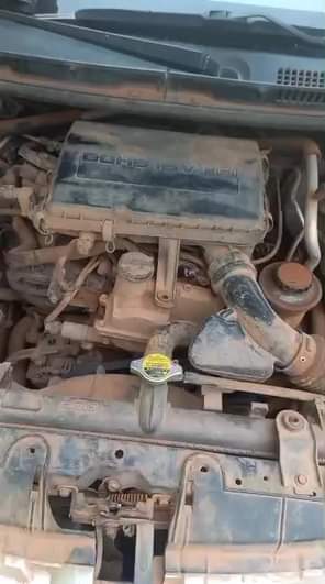 A picture of Toyota Avanza 2010 Sound engine and gear AC 8 Seaters