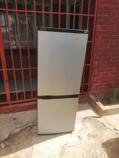 classifieds/fridges