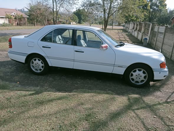 mercedes benz c220