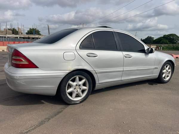 A picture of Firstbody 4 cylinder Mercedes Benz c180 with chilling ac and