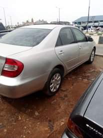 A picture of Toyota Camry 03