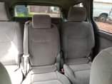 A picture of 2005 Toyota Sienna going for 2 150m