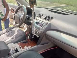 A picture of Used Toyota Camry 010