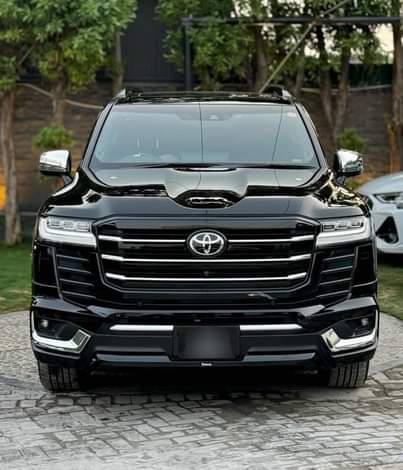A picture of Landcruiser zx