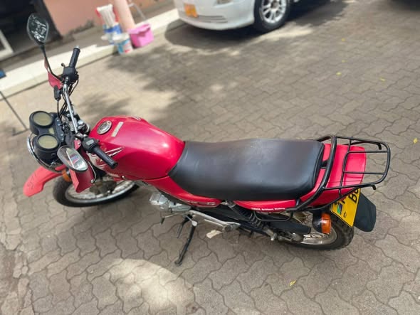 A picture of YAMAHA INAUZWA