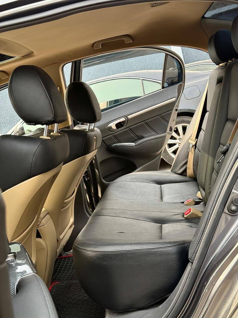 A picture of HONDA CIVIC