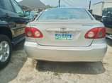 A picture of 2004 toyota corolla