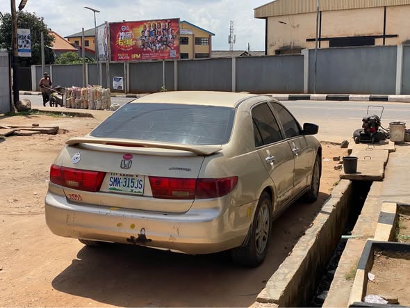 A picture of HONDA ACCORD 2004