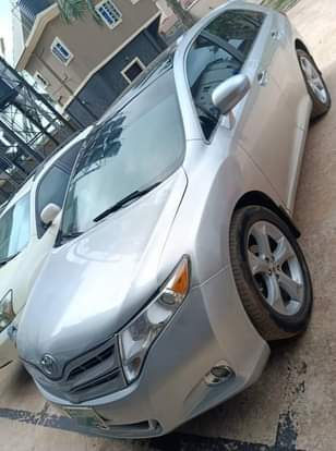 A picture of 2010 Nigeria used Toyota Venza