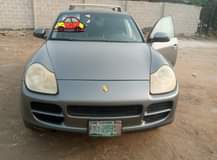 A picture of Distress sales Belgium grade first body Porsche cayenne 2005 model