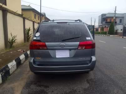 A picture of Registered 2005 Toyota sienna