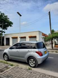 A picture of Toyota ist mpya sana cc 1290 mileage 66k haina tatizo