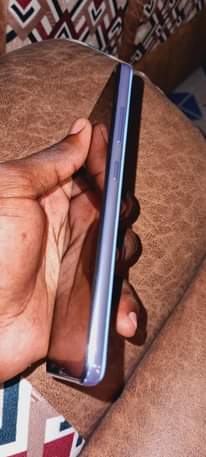 A picture of Samsung a32 gb 64 ram 4 chaji inakaa sana camera