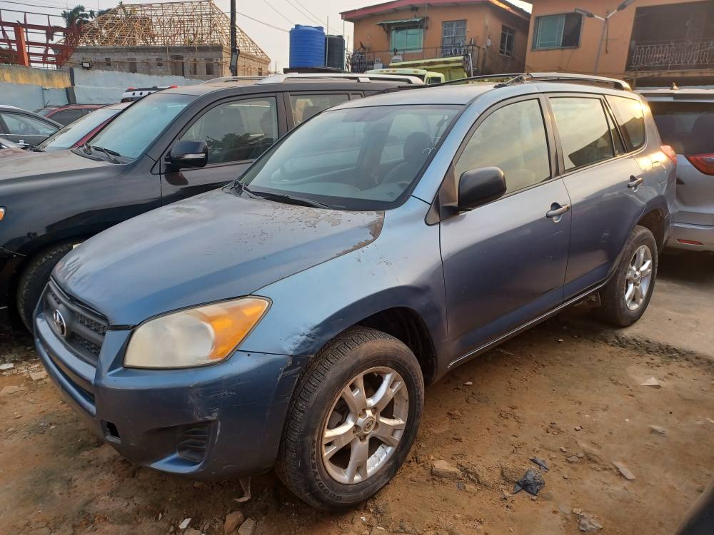A picture of Toyota Rav4 2009