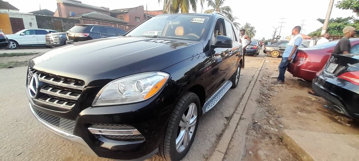 A picture of Foreign used 2013 benz ml350 for sale