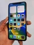 A picture of IPHONE 11 Pro max
