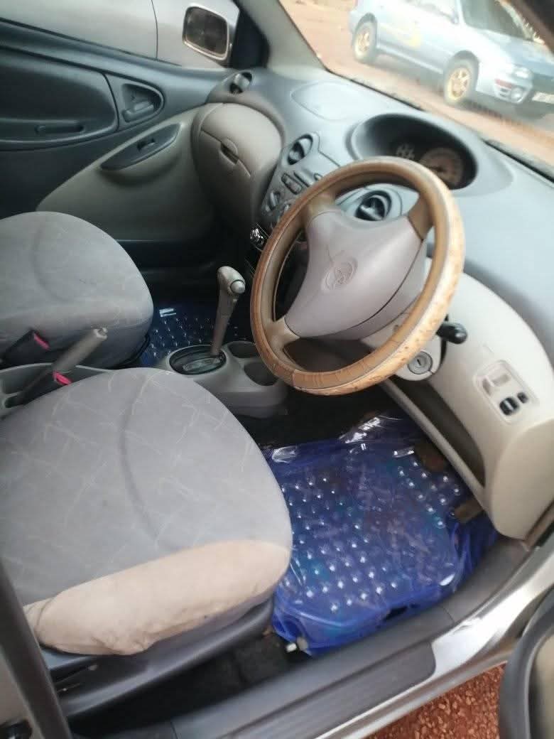 A picture of 2015 Toyota 2015