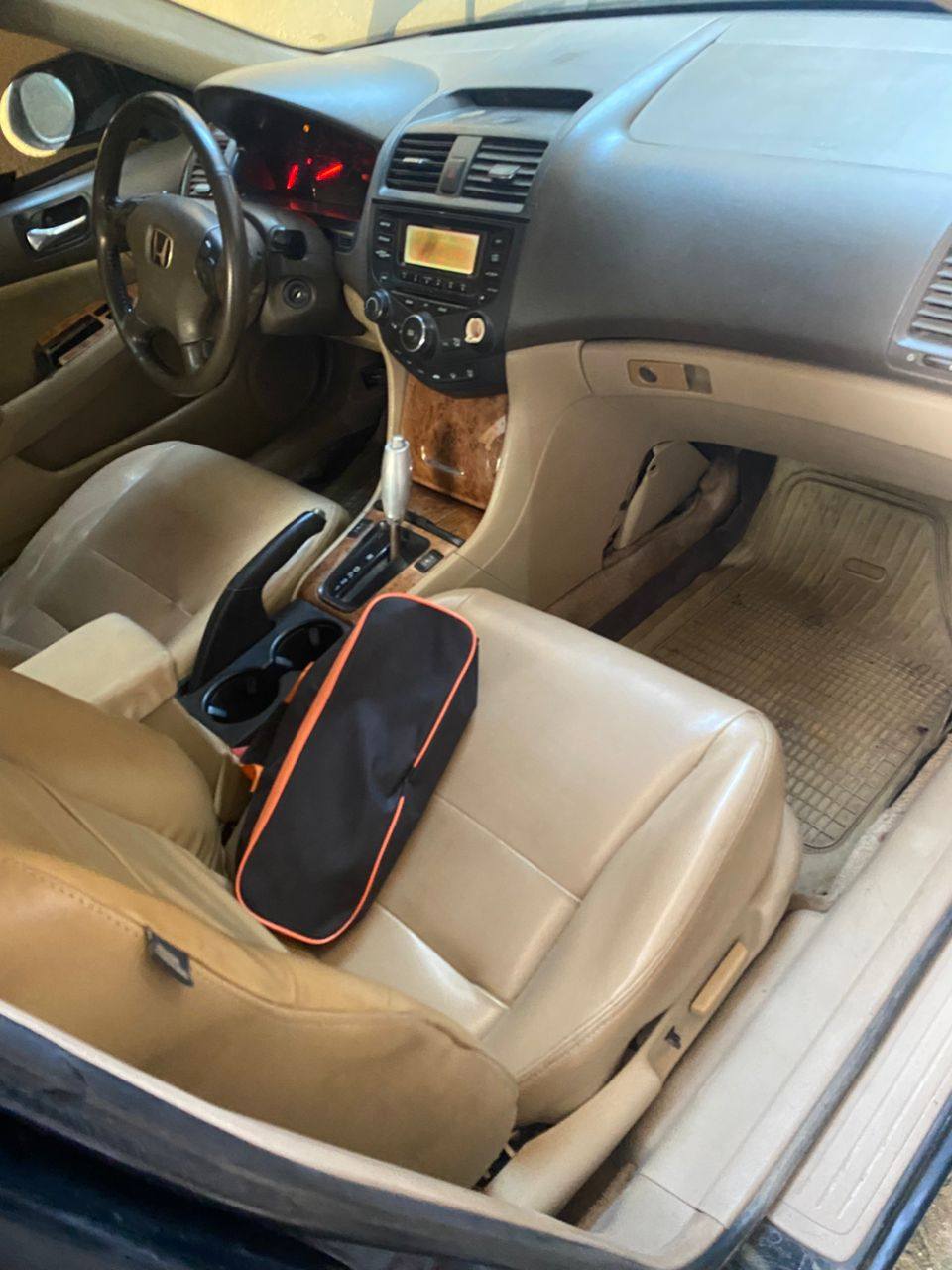 A picture of  Extremely neat Honda Accord 05 toks standard full option
