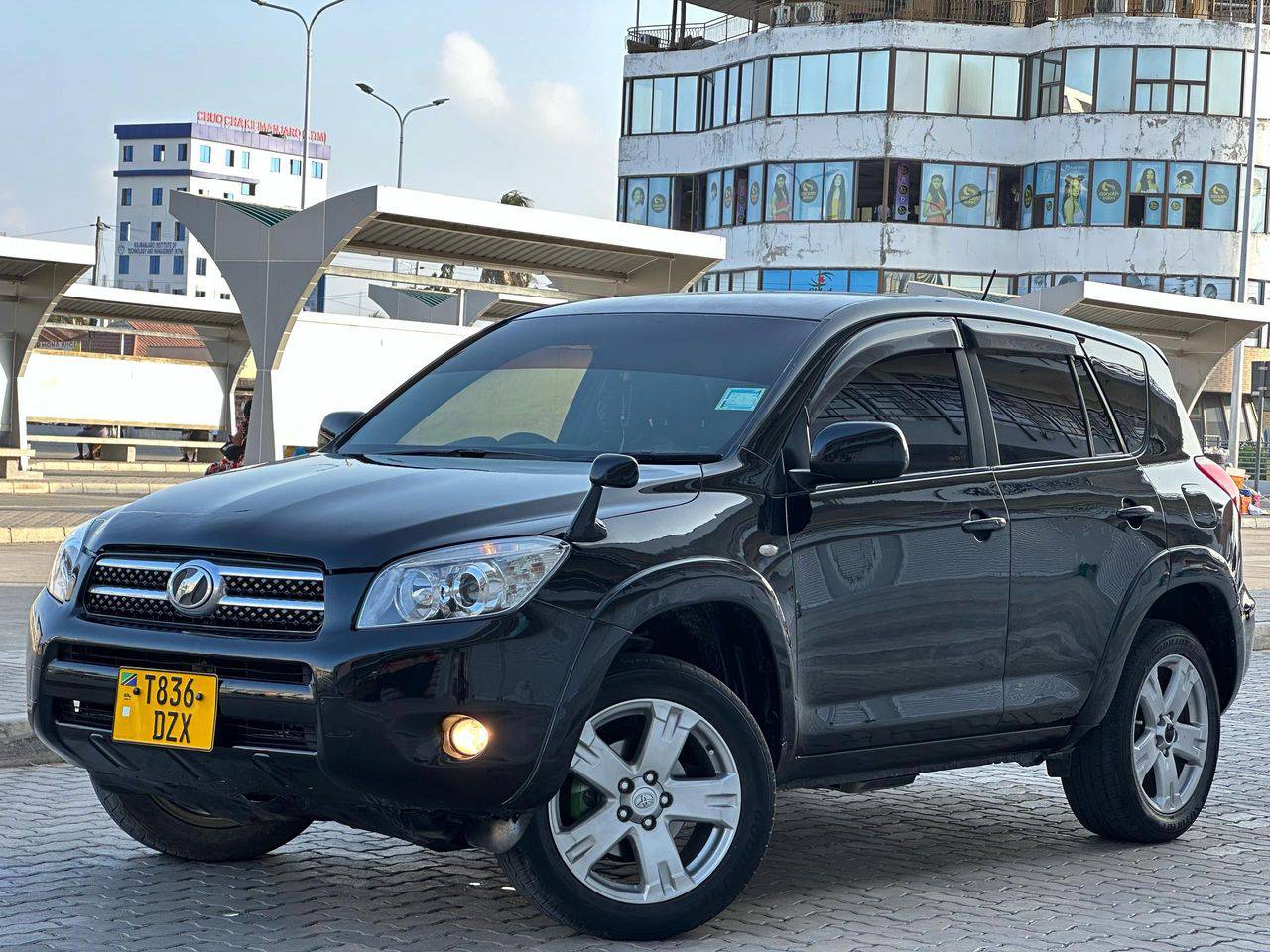 A picture of RAV 4 MISS TANZANIA