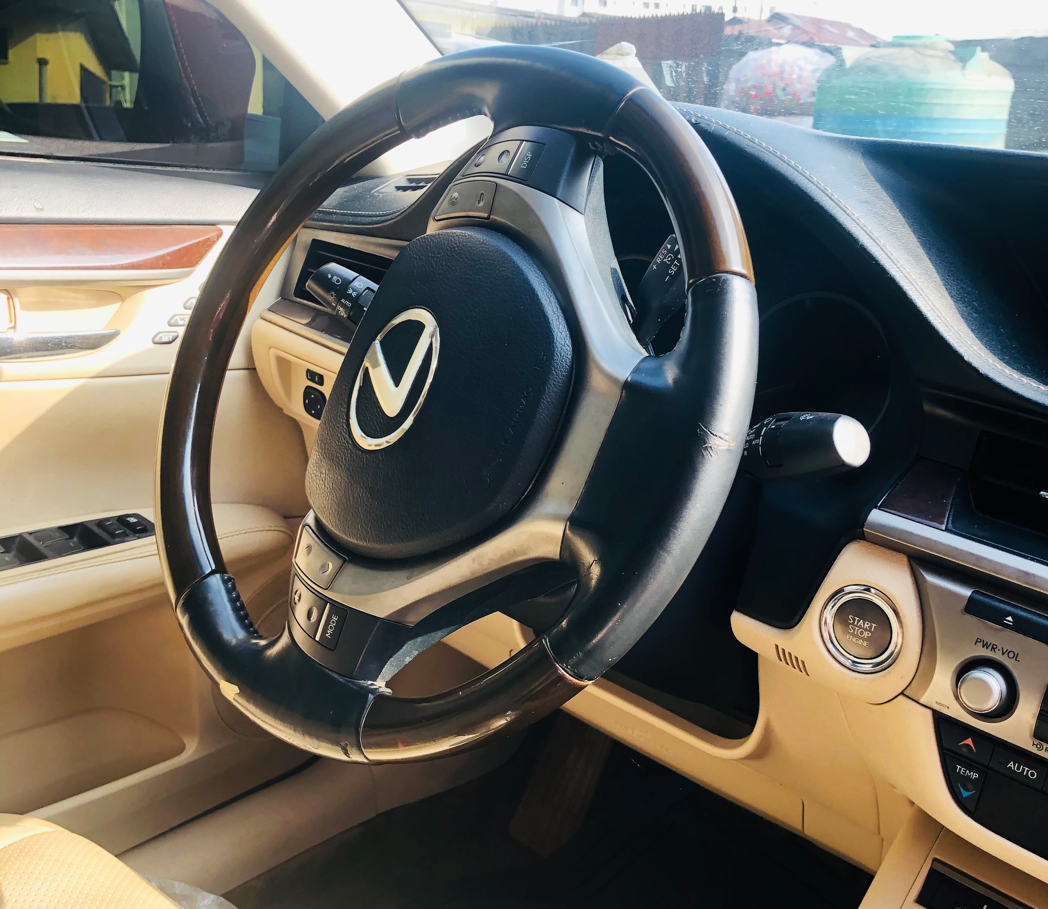 A picture of 2013 Lexus es 350 for sale