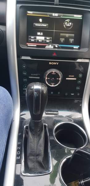 A picture of Clean Ford Edge 2012 Engine and Gear Excellent AC working