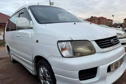 A picture of Noah 2wd 14.5m Call 0701488581 What s app 0776417404