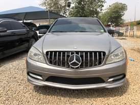 A picture of Mercedes Benz C300