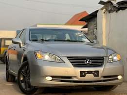 A picture of FOREIGN USED Lexus ES350 2008 09 Deets Full option Year