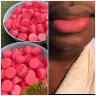 A picture of 7 days Pink lips balm